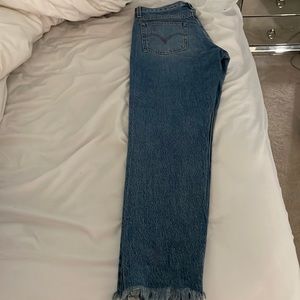 Levi’s wedgie Jean